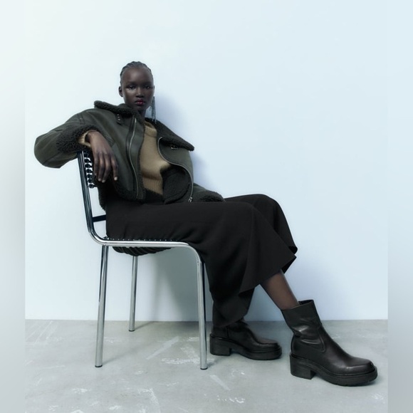 Zara Leather Ankle Platform Combat Boots Chunky Sole 1124/010 Women's Size 41 - Picture 1 of 16